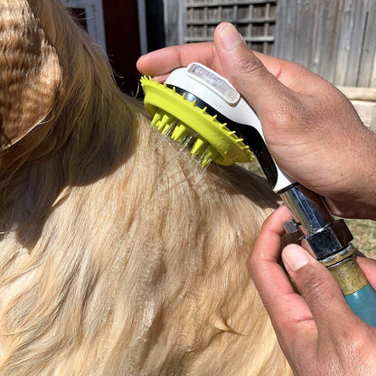 Wondurdog Dog Wash Garden Hose Nozzle. Splash Shield Handle and Rubber Grooming Teeth with Metal Connector and Water Pressure Control.
